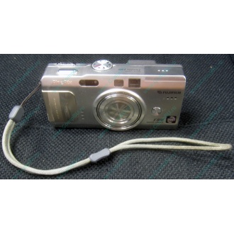 Фотоаппарат Fujifilm FinePix F810 (без зарядного устройства) - Новочеркасск